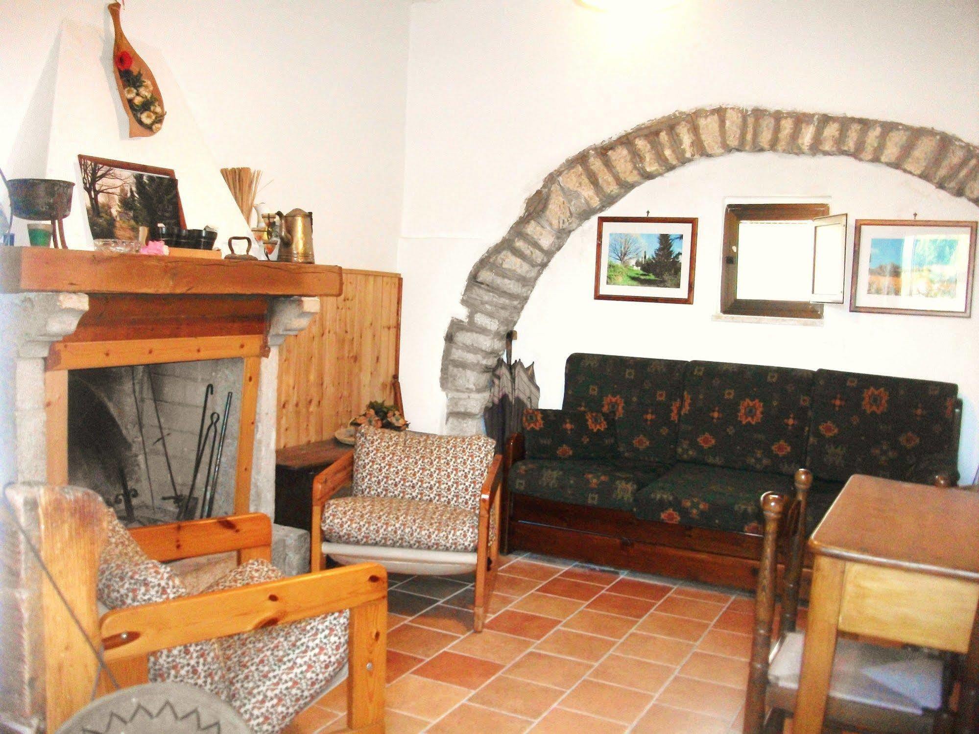 Villa Casino Tonti Iarussi à Forlì del Sannio Extérieur photo